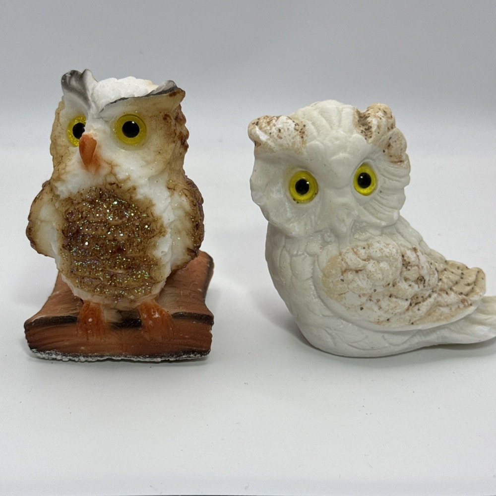 2 VINTAGE NORLEANS ALABASTER SALTSTONE OWL YELLOW EYES MADE IN ITALY 3" TALL